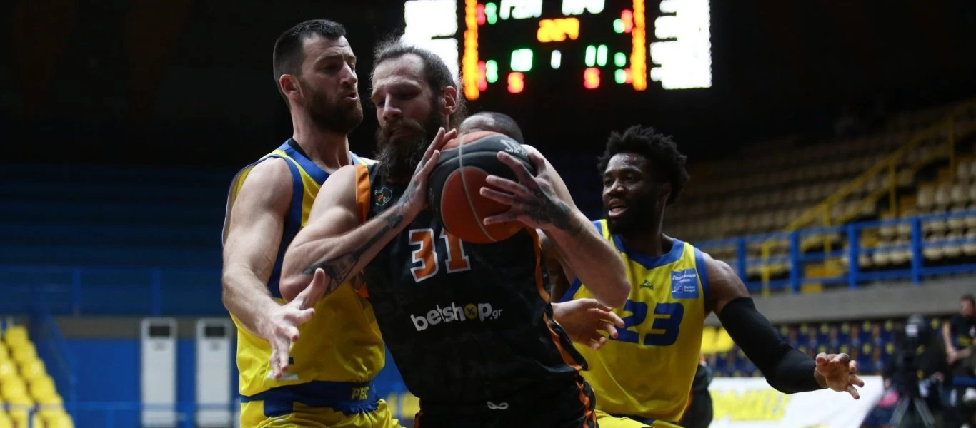 Περιστέρι-Προμηθέας 70-73: Τα αδέλφια Γκραντ «καθάρισαν» για τους Πατρινούς